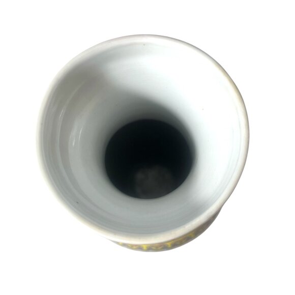 Vintage Chinese Porcelain Vase with Floral and Peacock Design - Picture 5 of 7